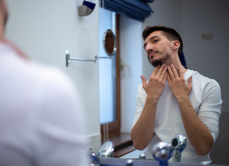 How to Fix a Patchy Beard: The Complete Guide 2026